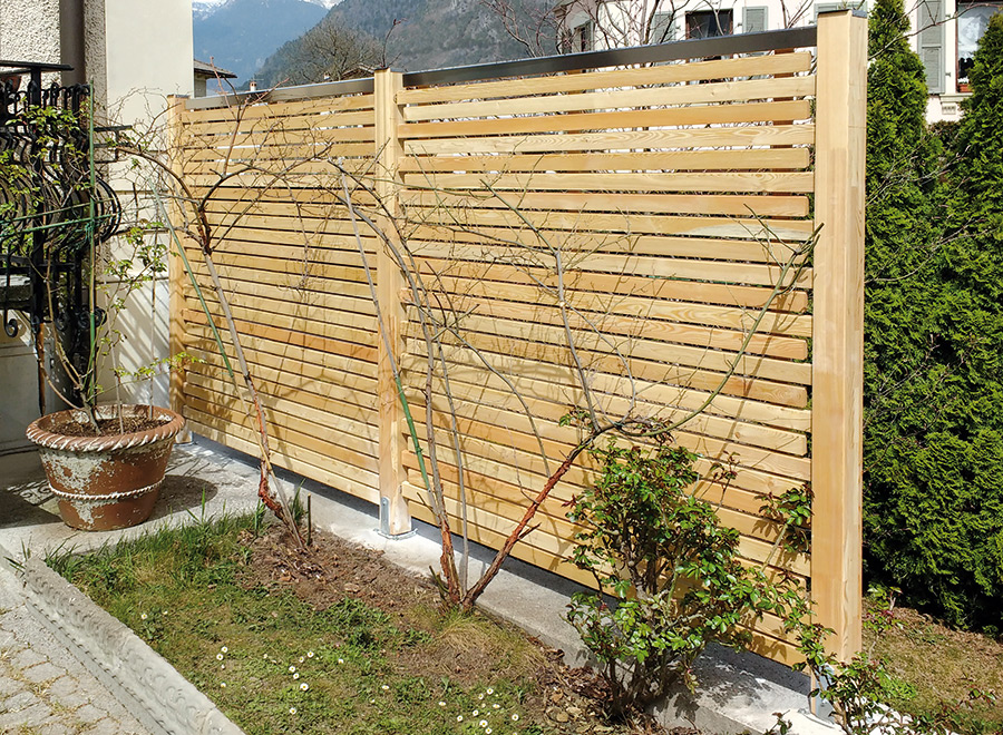 Jardin, terrasse : panneaux brise-vue pour se cacher des voisins - Côté  Maison