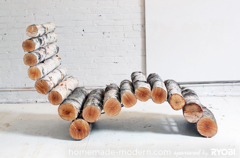 Chaise longue en rondins de bois ©homemade-modern.com